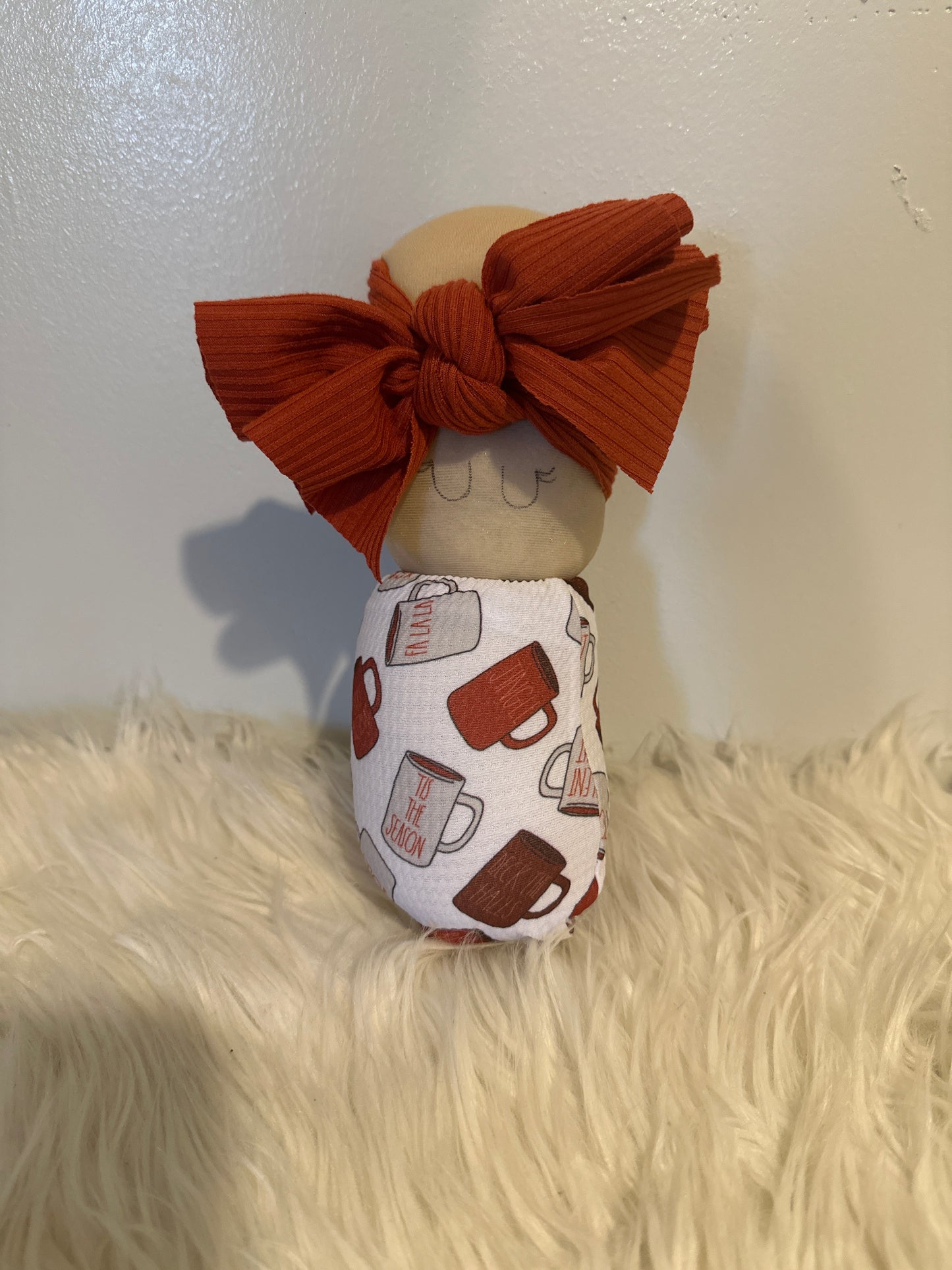 Holiday Mug Bow Doll #3